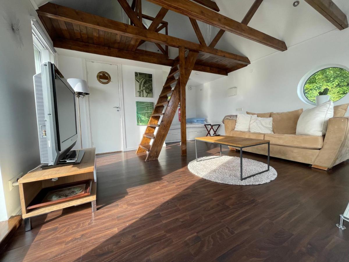 Vid Gekas Ullared Boende B&B Exterior photo
